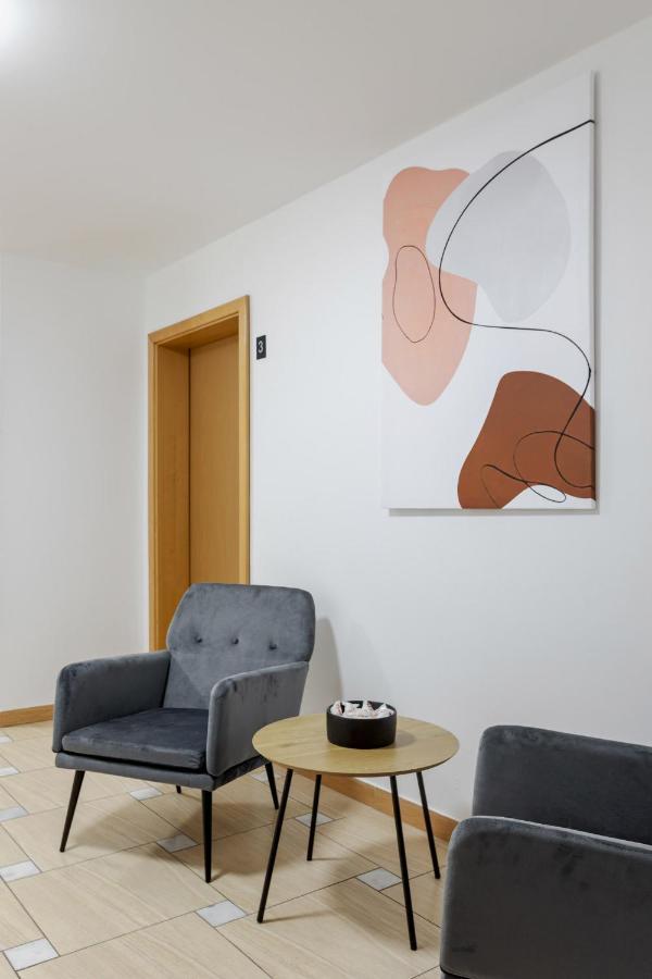 Dd Boutique Apartments Cluj Napoca Bagian luar foto